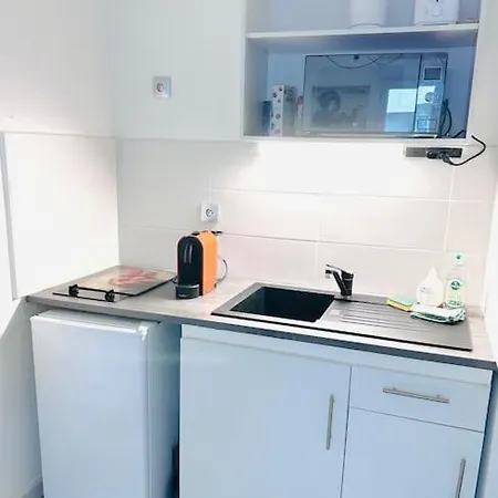 Apartment Studio Gare St Roch Avec Box De Garage